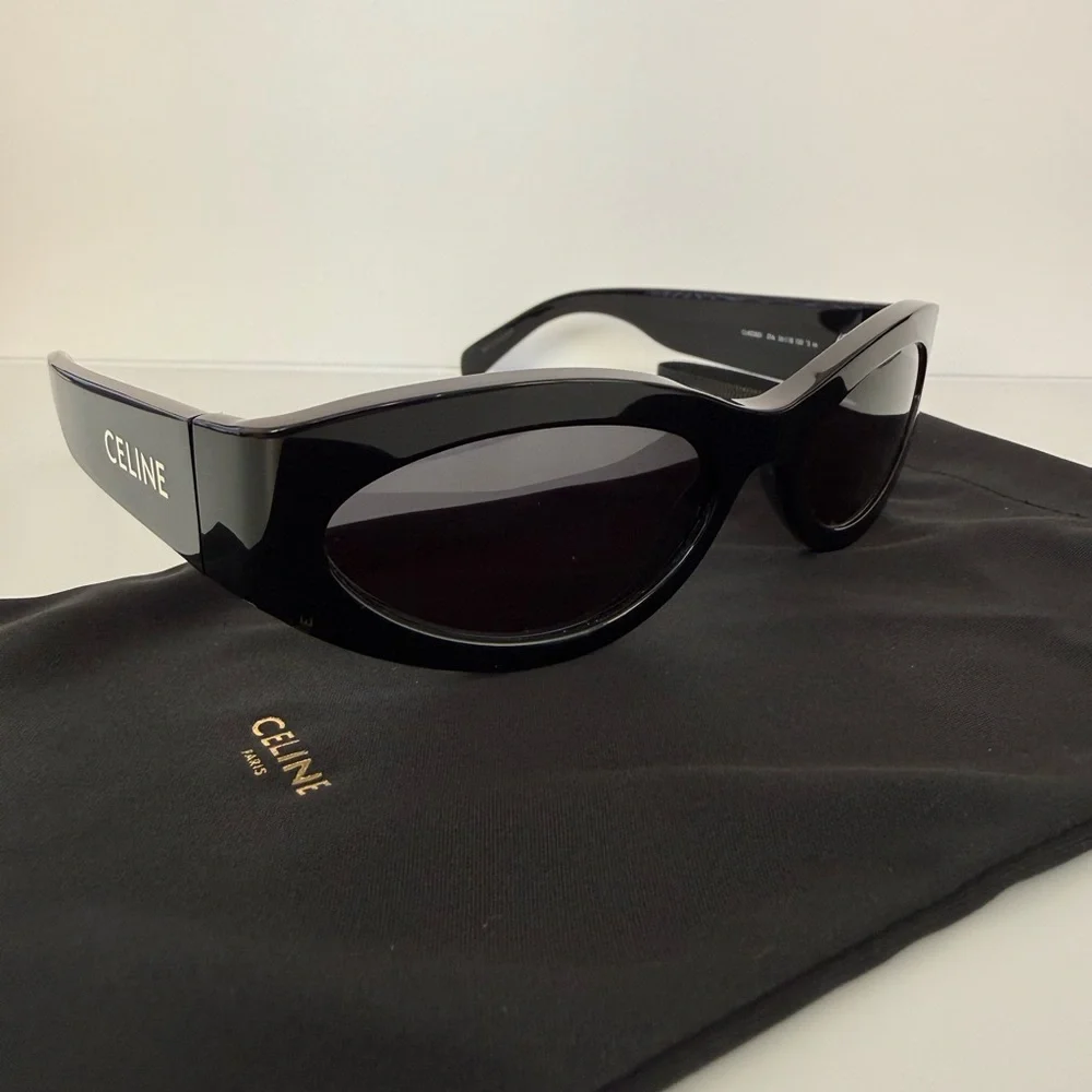 NEW!!! Celine black unisex sunglasses CL40288I 01A Authentic - Picture 2 of 8